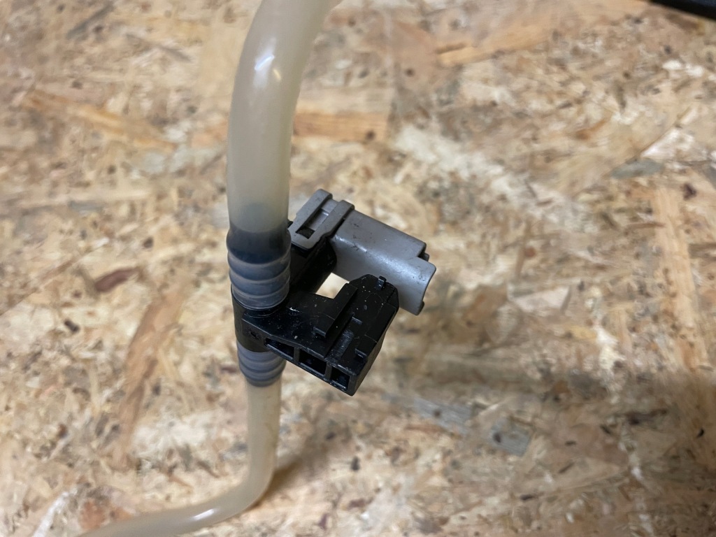 фото №3, Шланг топлива renault trafic iii 3 fl iv 4 2.0dci