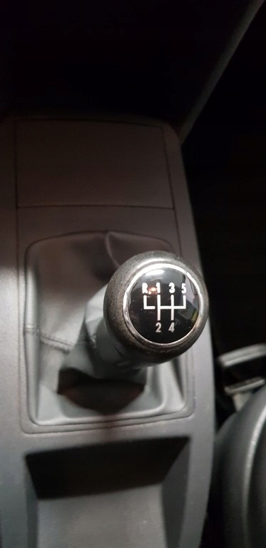 фото №1, Ручка +чехол vw polo 9n lift версия 5d