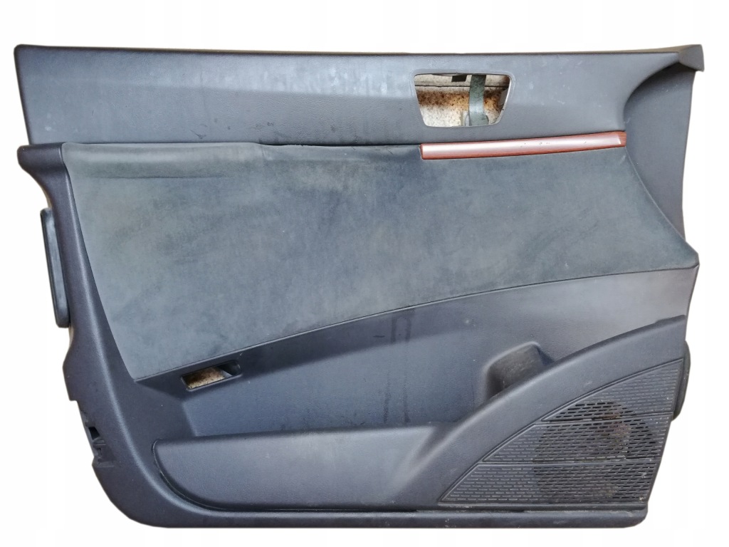 Купити Обшивка двері лівий перед citroen c8 2.2 nm5561zj