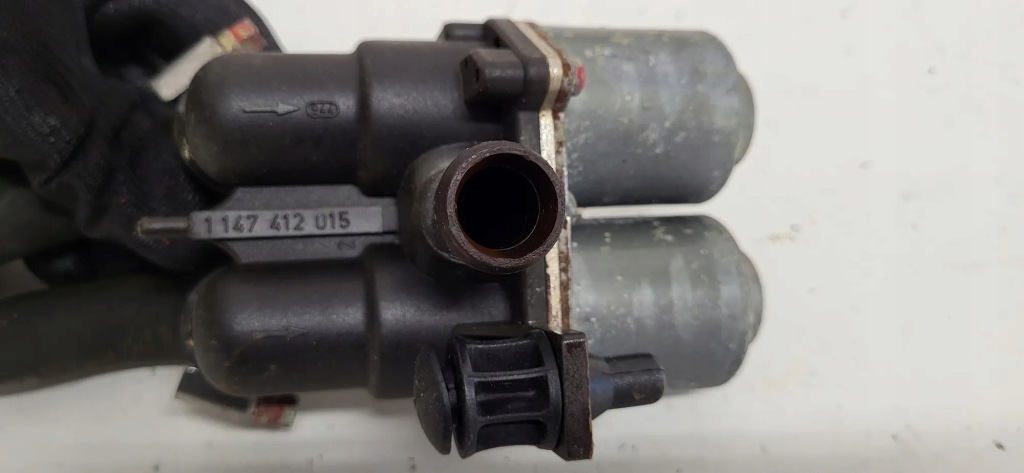 Клапан радіатора обігрівача mercedes-benz e w124 1147412015 1993 Київ