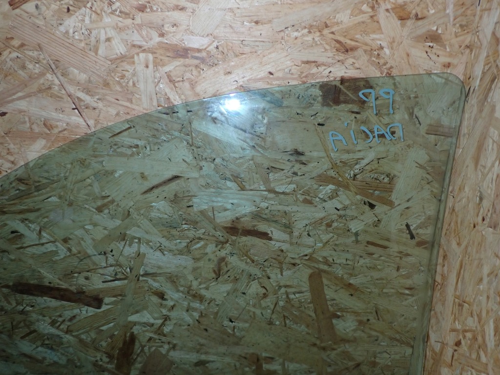 фото №6, Стекло дверь правый перед dacia lodgy 2019 1.6sce eu 8285