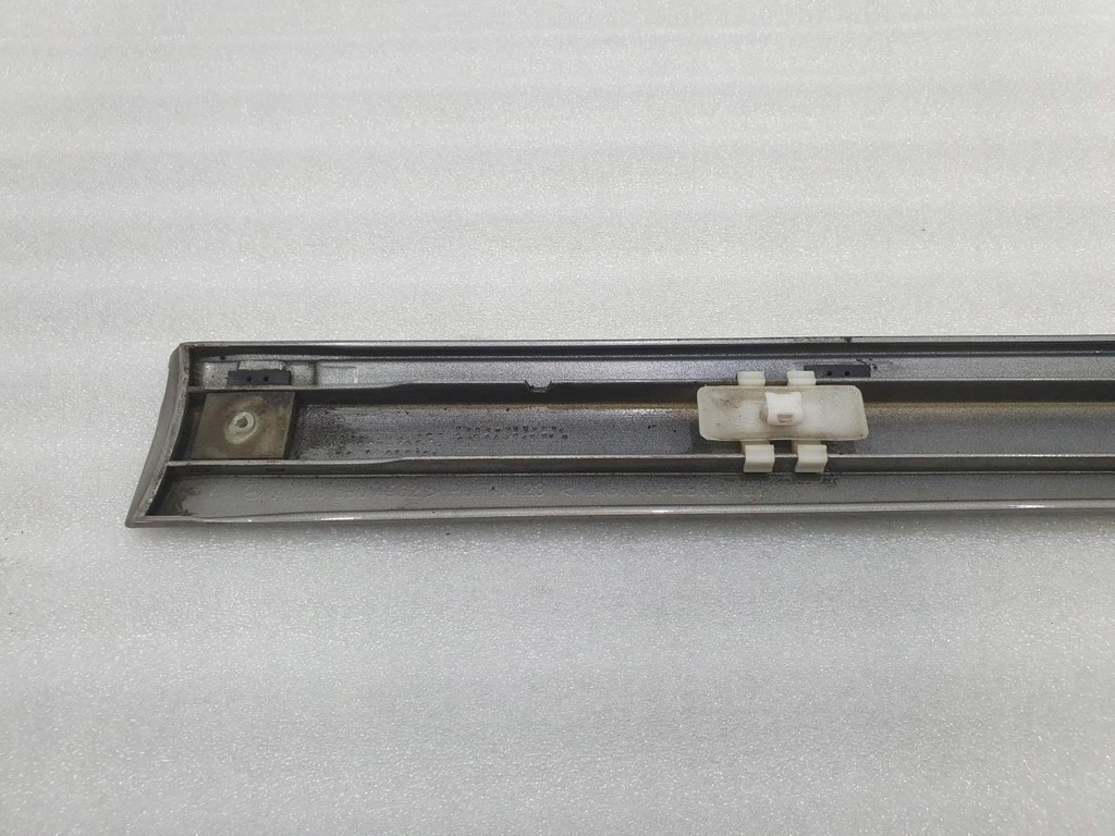 фото №12, Молдинг двері лівий перед mercedes w203 2036904962