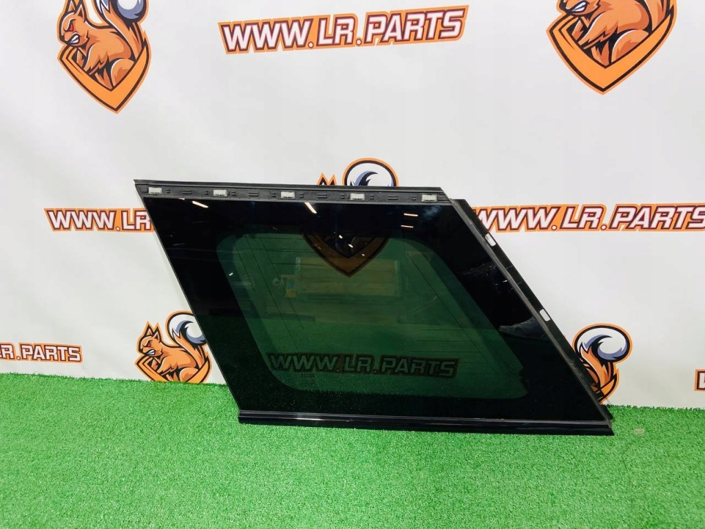 Купити Скло бічна ліва задній range rover l405 ck52-29601-dc