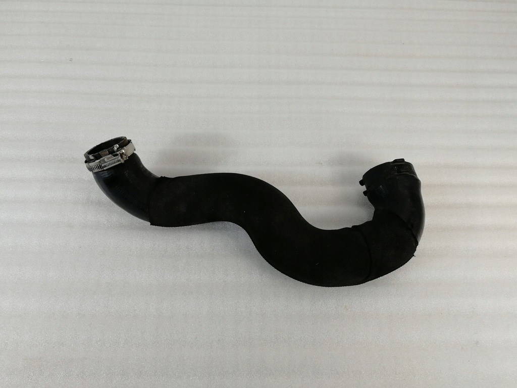 фото №1, Audi a4 b8 a5 труба wąż інтеркулер 8k0145738m