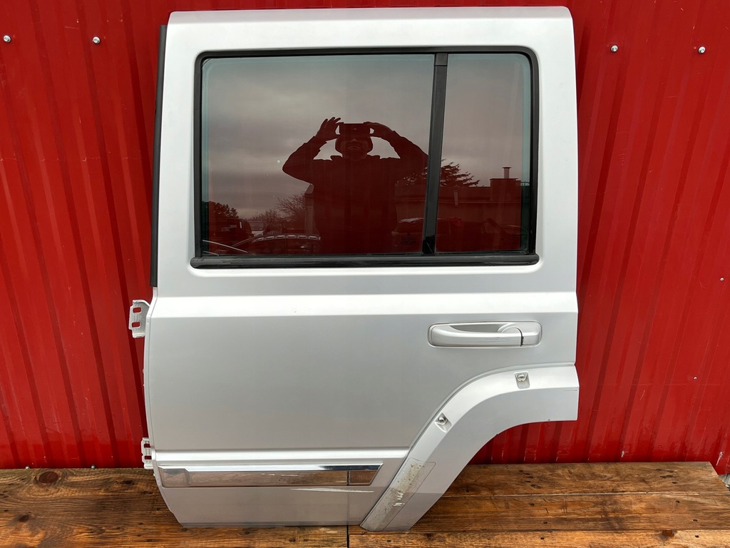 фото №1, Jeep commander двері лівий задня ps2 оригінал цілий