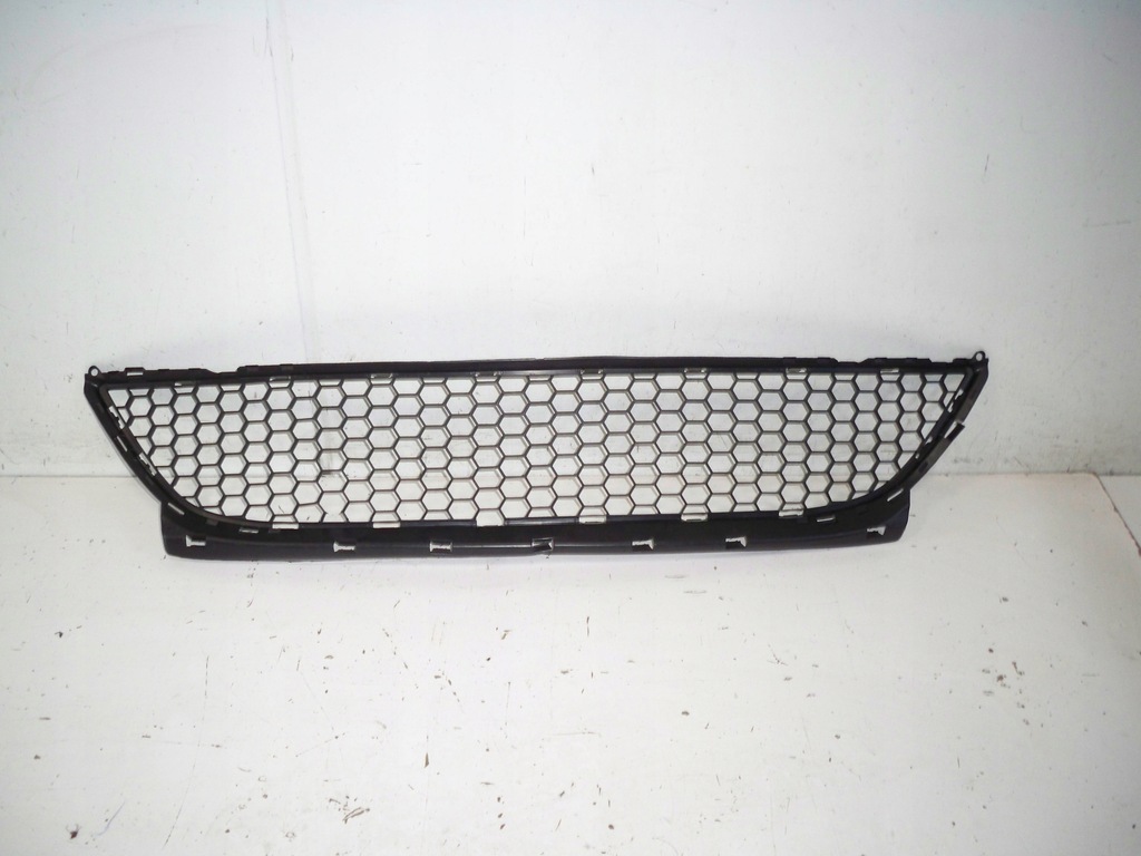 фото №1, Решётка радиатора решётка бампера dacia logan lift 08-13