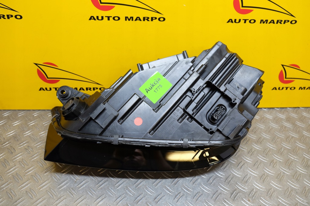 Audi q5 2017- фара фара full led правий америка в Україні