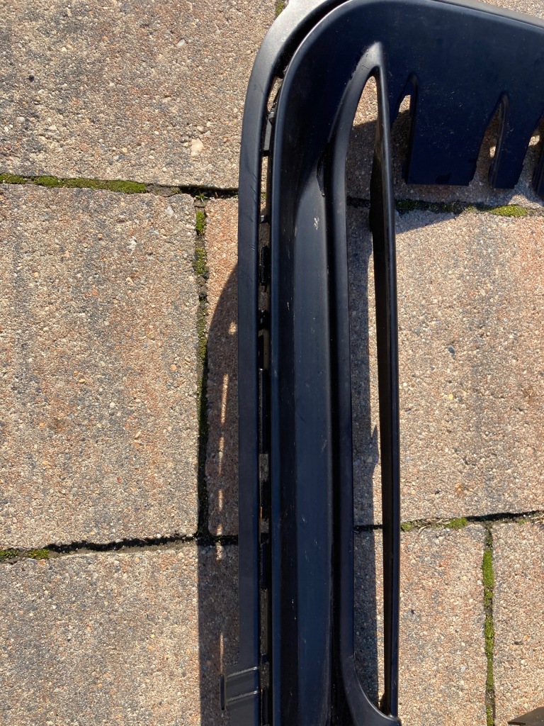 Porsche cayenne 3 9y gts решітка бампера перед права orgi. Недорого