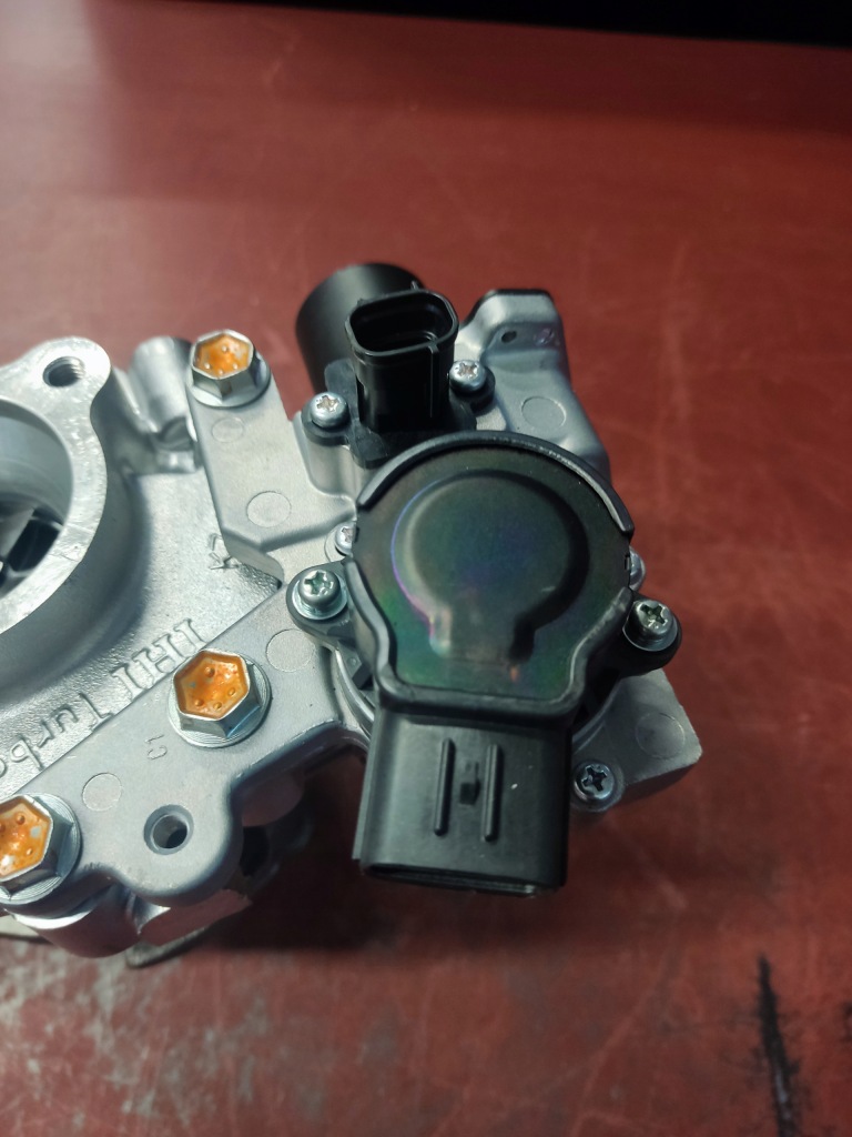 фото №5, Турбонагнетатель toyota land cruiser v8 17208-51030 vb49 nowa