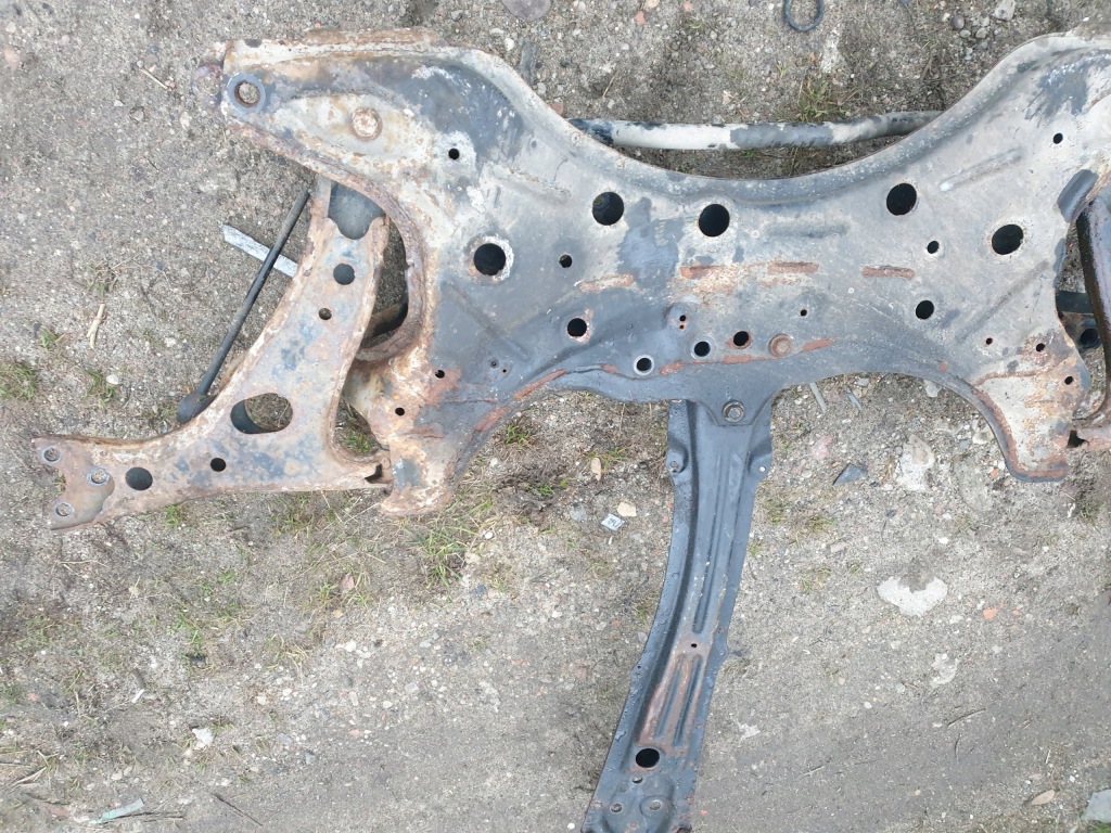 Підрамник підрамник підрамник toyota celica vii t23 1.8 бензин в Україні