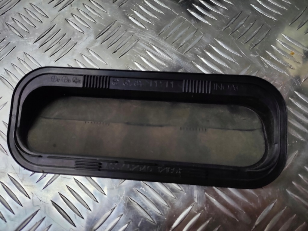 фото №2, Lexus rcf rc-f rc f решітка вентиляційна багажника