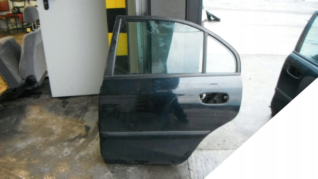 фото №1, Mitsubishi carisma 4d sedan 95- двері ліва задні