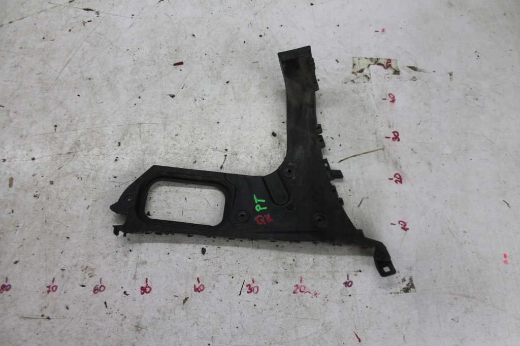 фото №1, Audi оригинальный номер 4l0807454a направляющая бампера