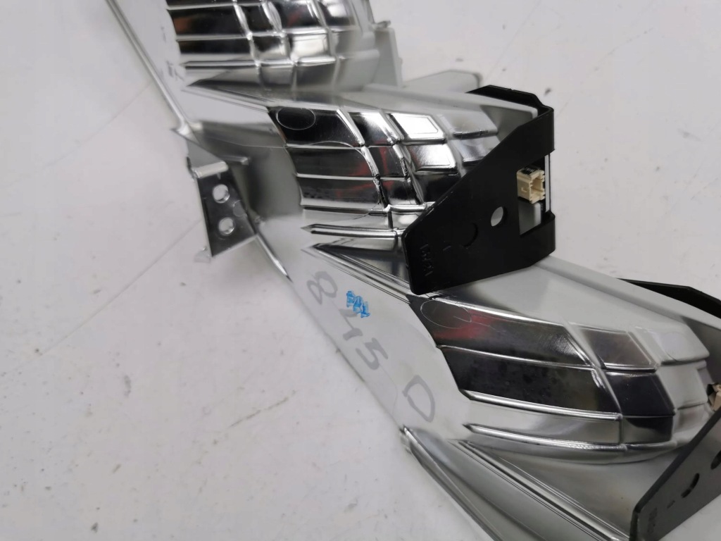 Nissan qashqai j12 2021 часть фара в Украине