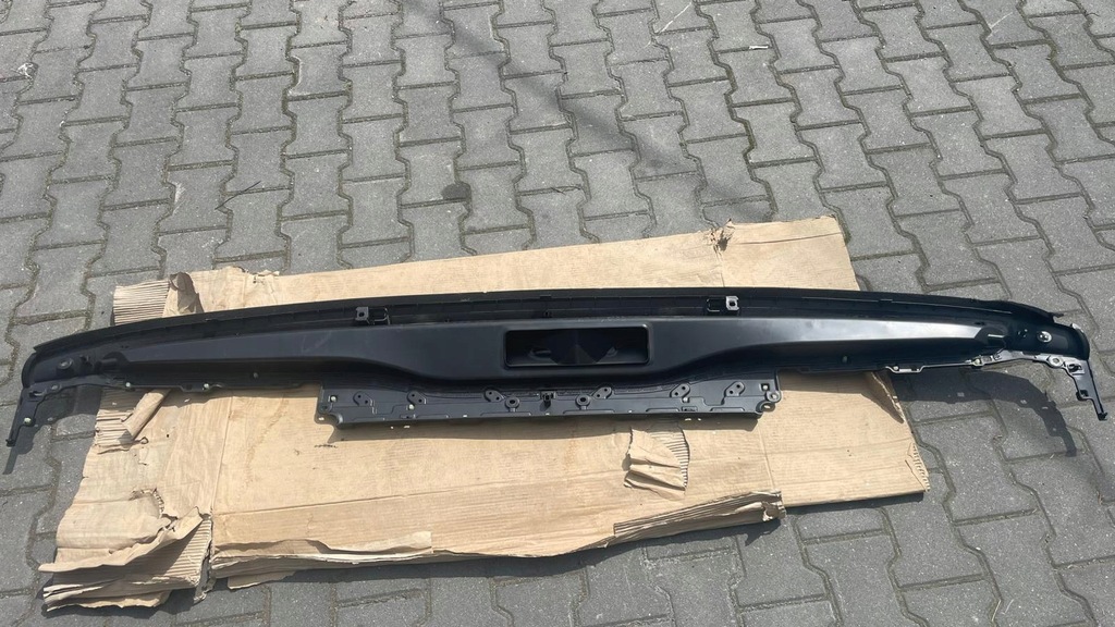 фото №1, Жабо молдинг скло mercedes actros mp4