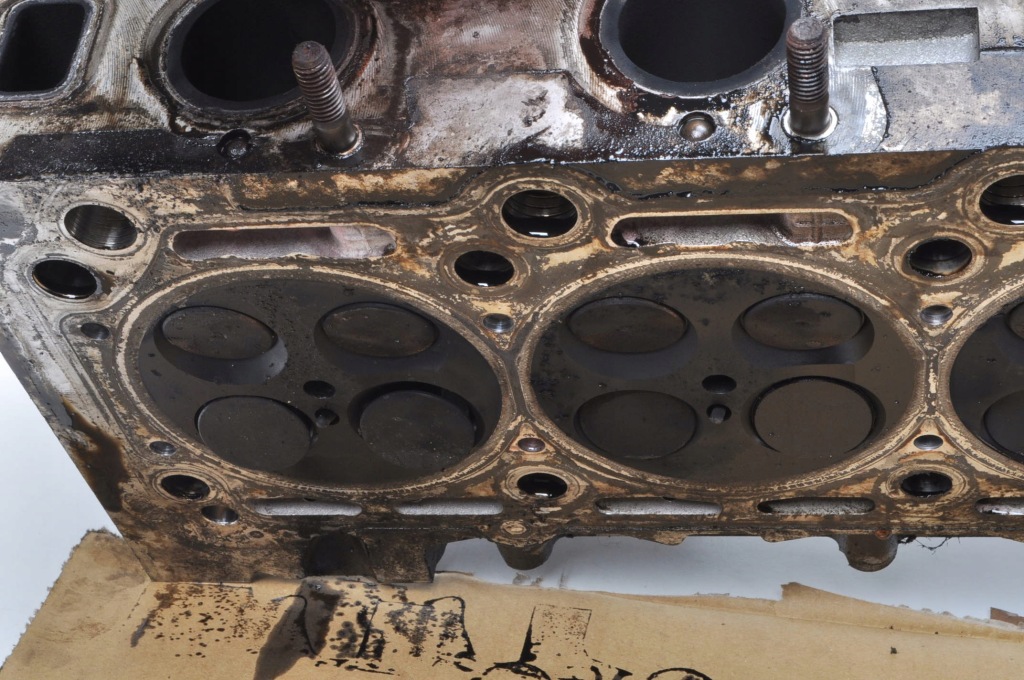 Mercedes w204 2.2 cdi 125kw 170km головка з розподільчі вали з двигуна 646811 в Україні