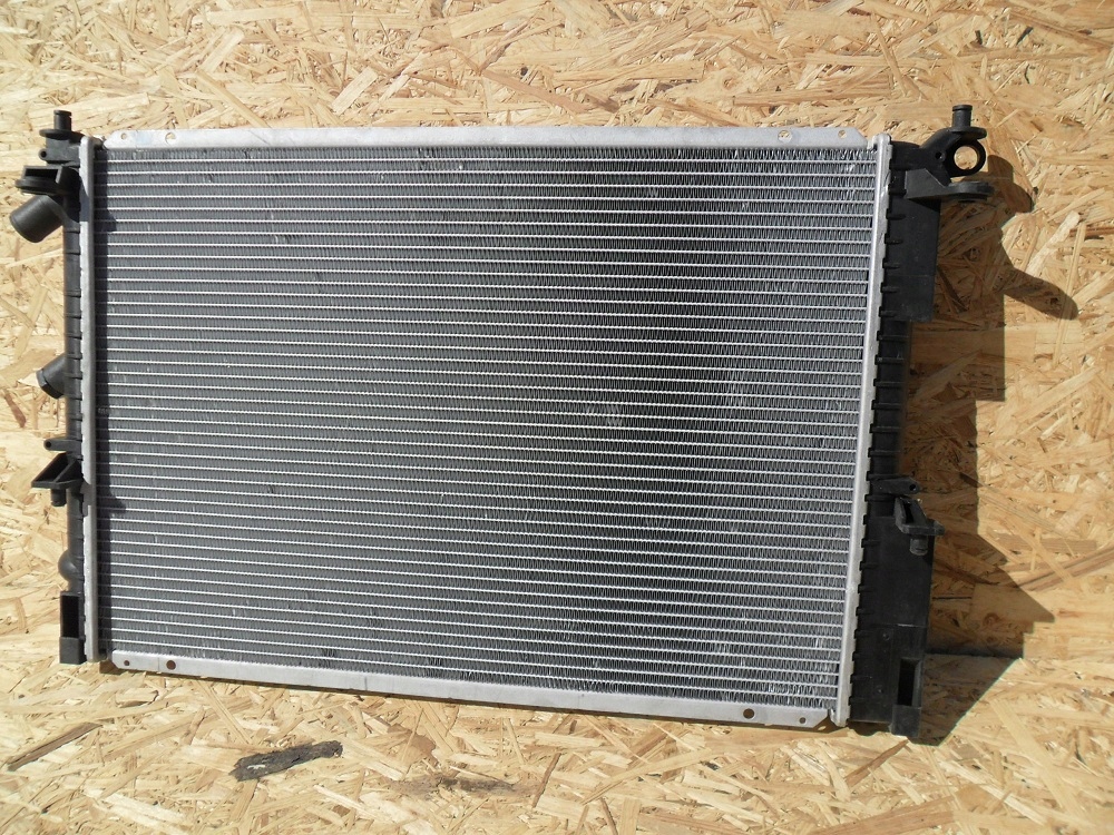 Renault laguna 1994 1995 1996 1997 радіатор води в Україні