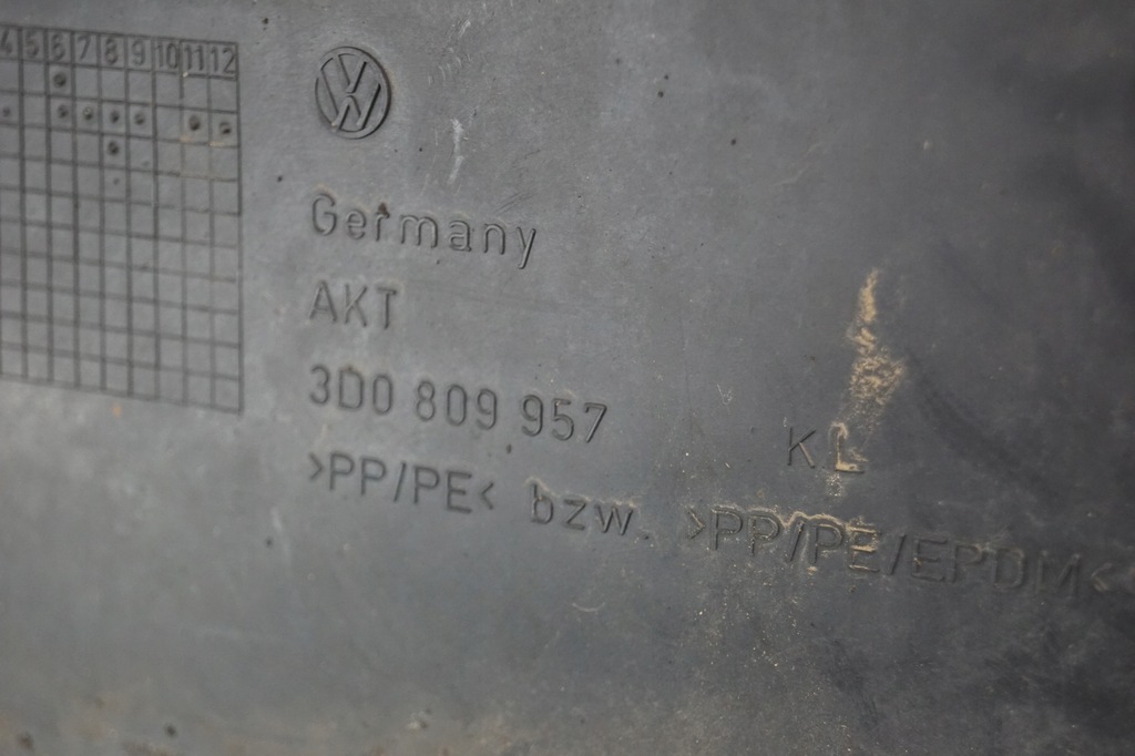 фото №11, Подкрылок левый перед vw phaeton 3d0809957k