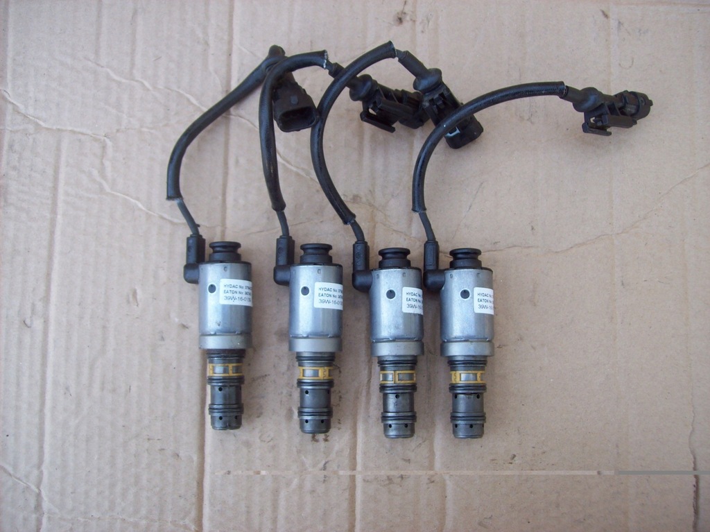 фото №1, Alfa romeo giulia quadrifoglio 2.9 електроклапан