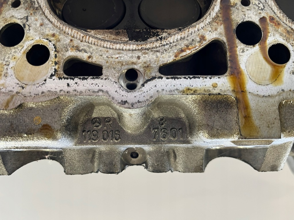 Купити Головка циліндрів клапанів mercedes w124 400e e420 m119 1190167601 119.975