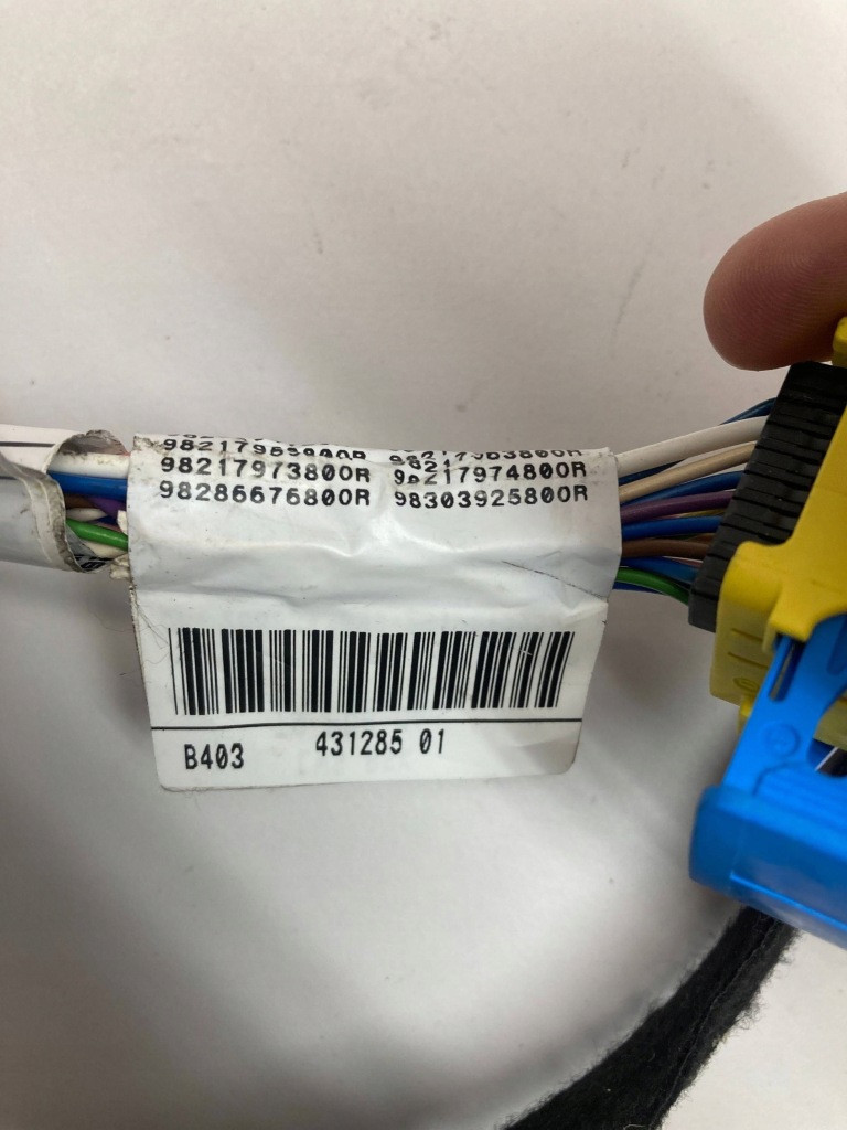 Peugeot 308 t9 жгут электрическая d9f49a5e7 консоли панели приборной панели Киев