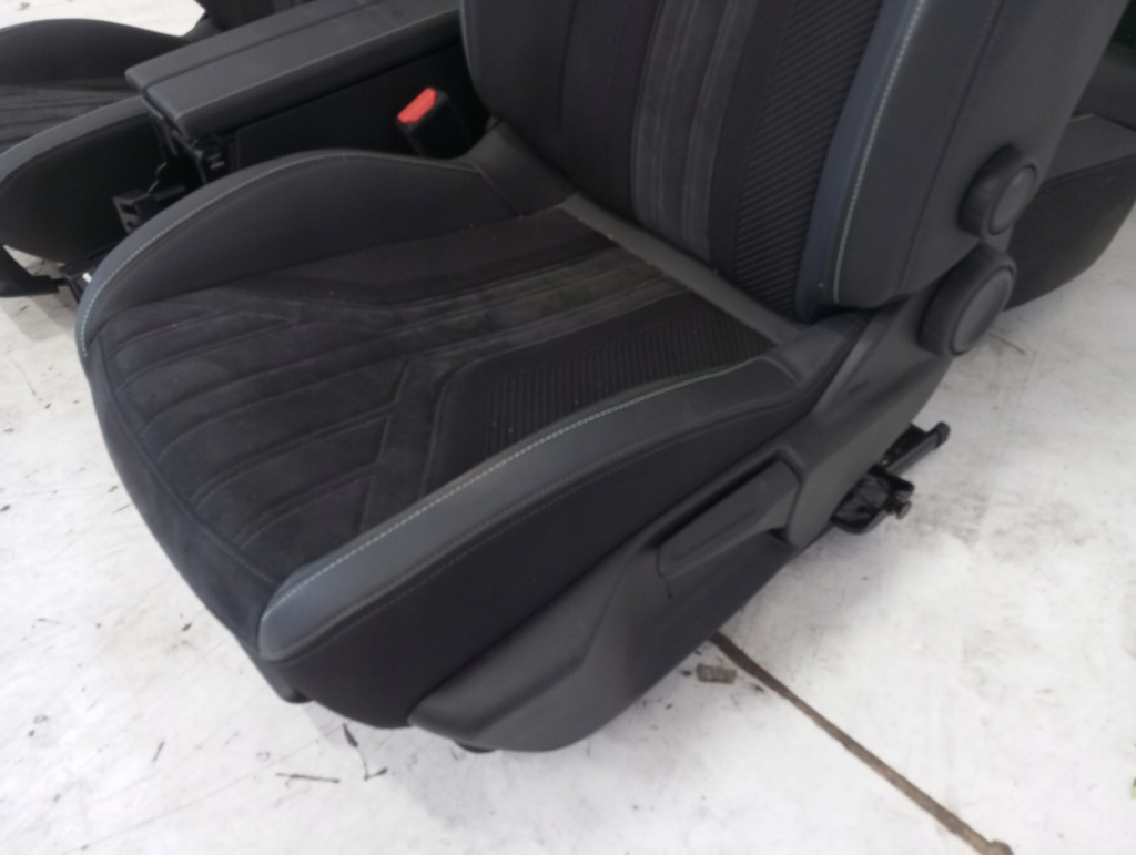 Обивка pół кожа сиденья peugeot 408 Цена