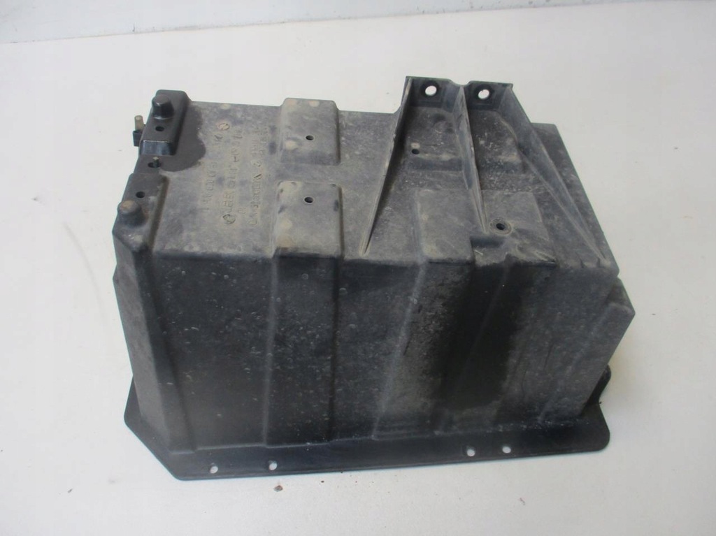 фото №4, Корпус акумулятор vw crafter