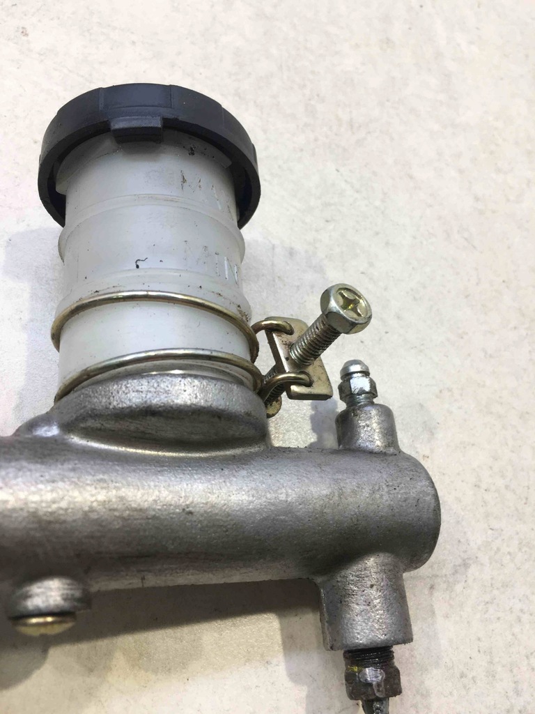 фото №4, Цилиндр сцепления nissan terrano ii 2.4