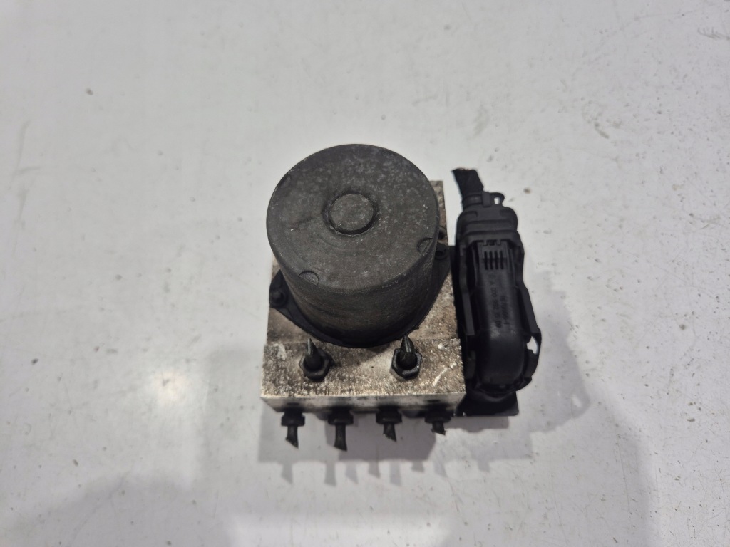 Насос abs mercedes vito ii viano w639 a0074311612 0265251341 0265951507 4x2 с Разборки