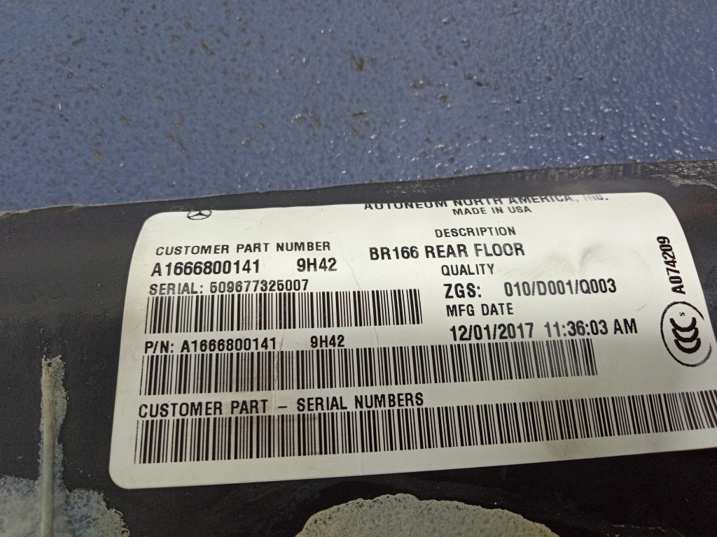 фото №7, Mercedes gls x166 обшивка підлога задня задня a1666800141