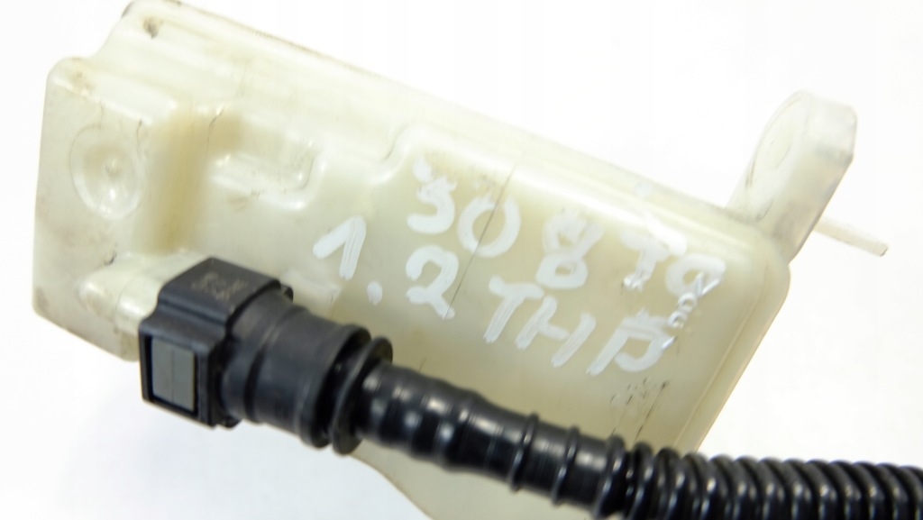 Купить Peugeot 308 t9 бак тормозной 9807651580