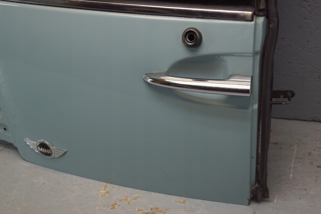 Дверь крыло левое  задняя mini cooper r55 b28/5 Недорого