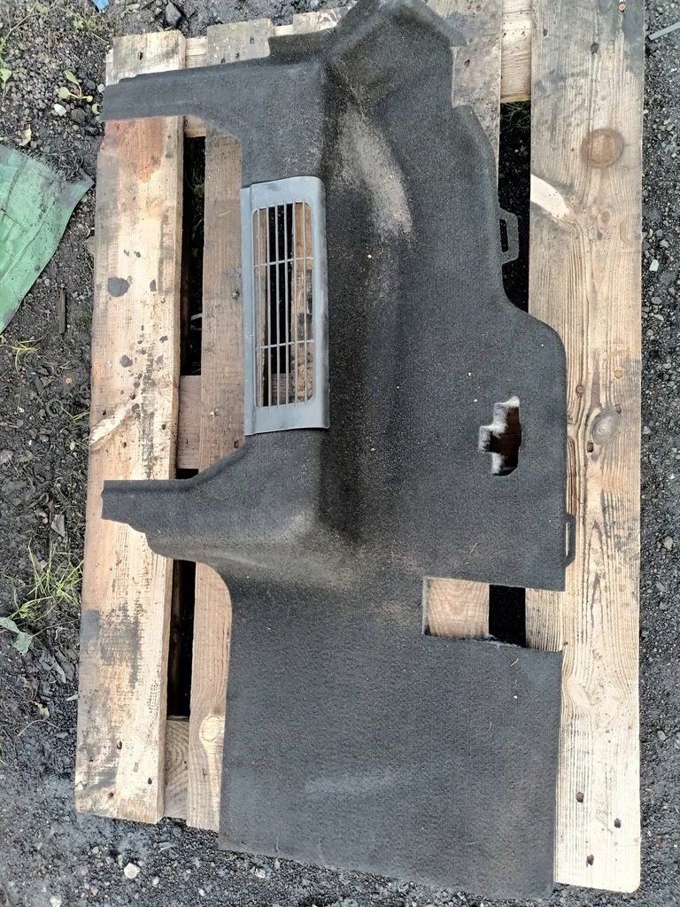 фото №1, Оббивка бардачка заднього кабіни scania r s права