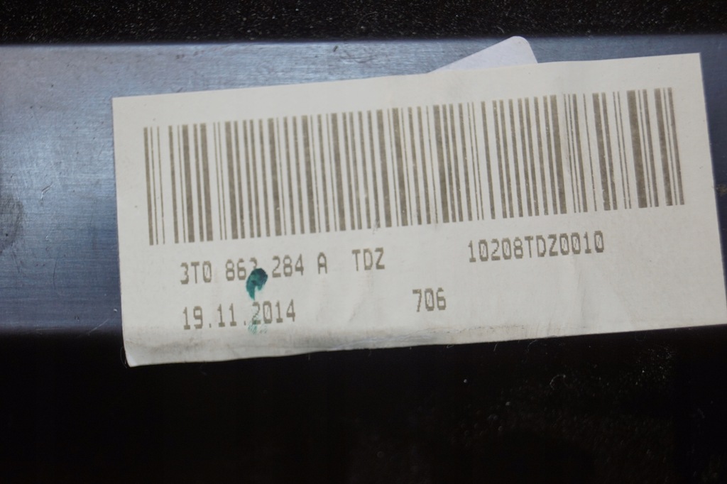 фото №9, Попільничка бардачок задня skoda superb ii lift 3t0863284a