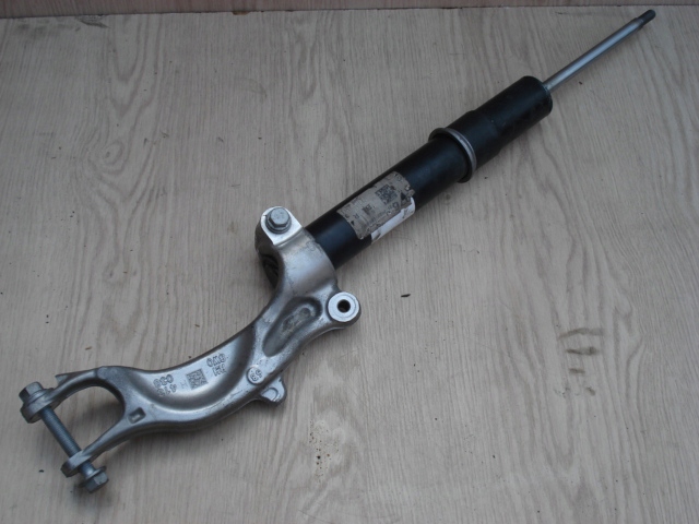 фото №11, Audi a5 s5 8w 3.0 tfsi кронштейн амортизатора правий перед 8w0413038 widły 52mm