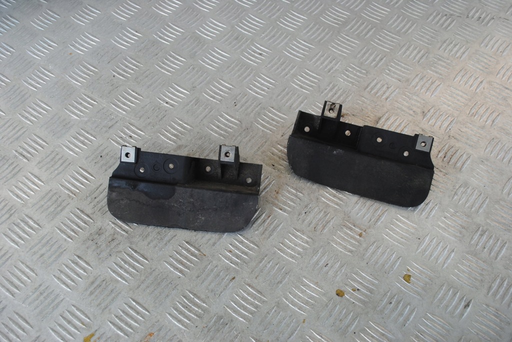 фото №1, Бризковик спойлер підкрилок колеса правий задня audi a6 c6