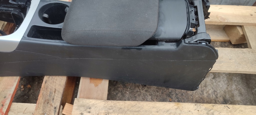 фото №5, Туннель средний консоль бардачок audi a4 b8 a5 8t 8k0864981d