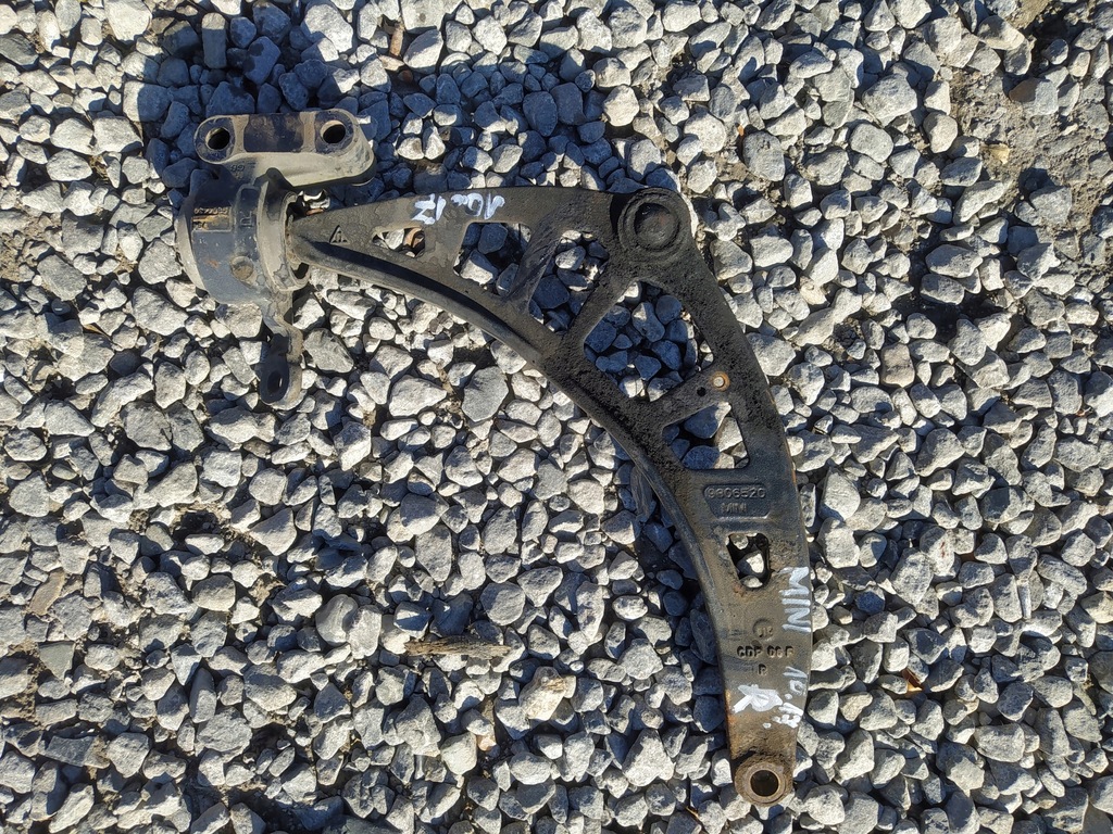 фото №2, Mini countryman r60 рычаг правый 9806520