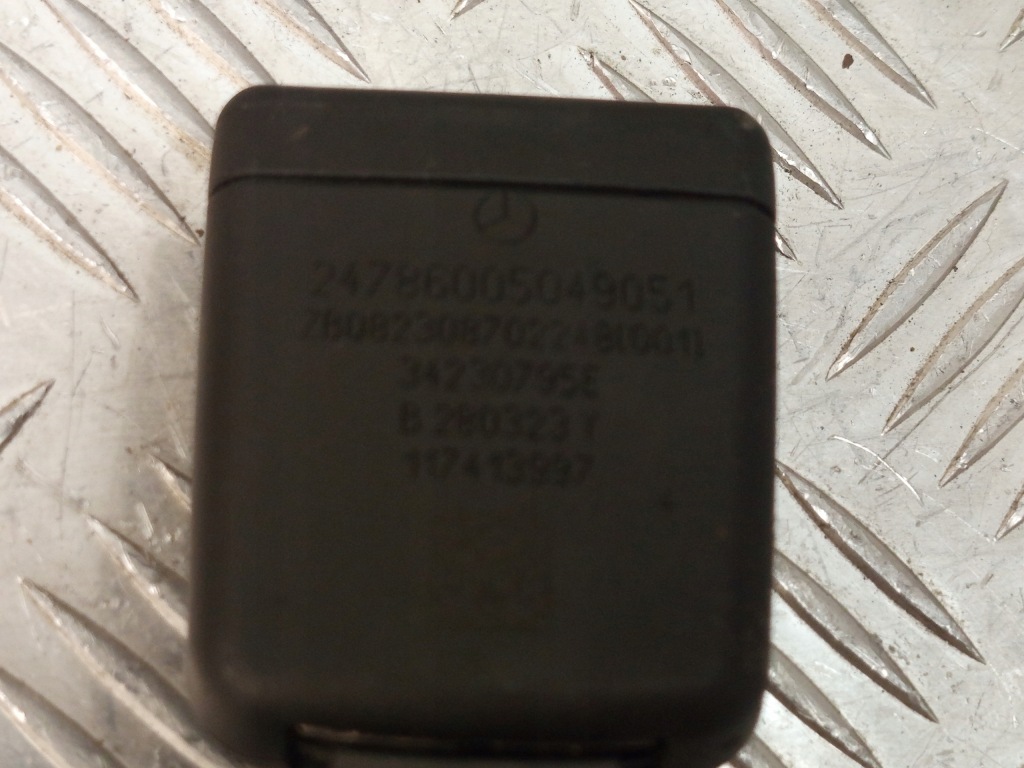 фото №7, Mercedes w247 пряжка клипса поперечина левая задняя левый задняя a2478600504