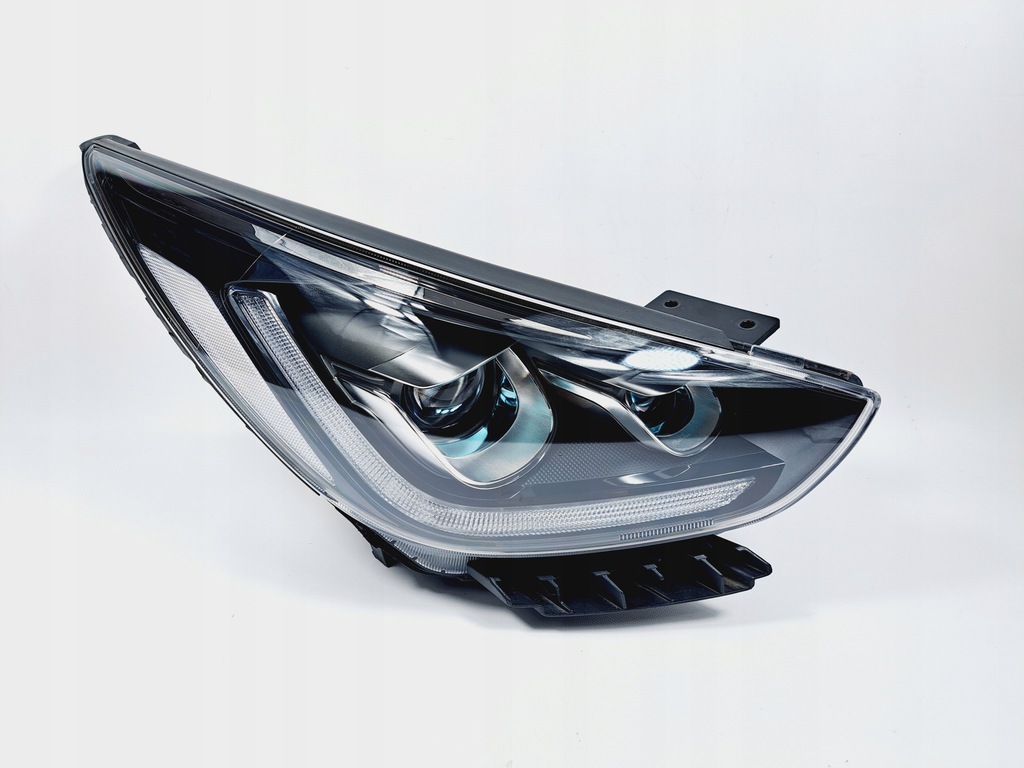 фото №1, Kia niro lift 19+ лампа права led 92102-g5