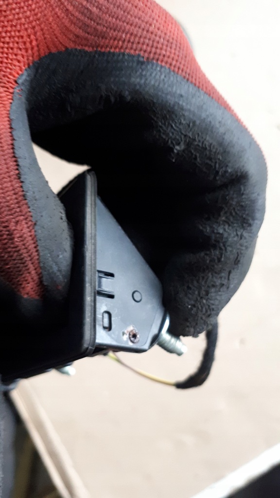 фото №6, A4 b8 s4 микровыключатель открывания крышки задняя sedan