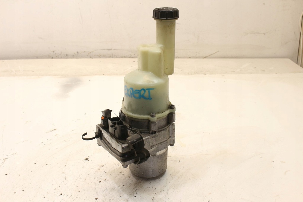 фото №4, Насос усилителя 9818127580 peugeot expert iii jumpy 2.0 blue hdi