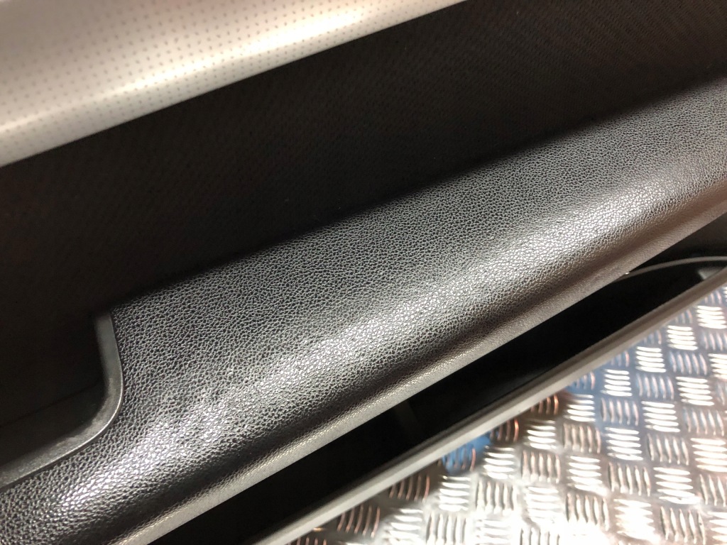 Mercedes w169 a200 cdi 3d обшивка обивка дверь правый перед правый  передняя Оригинал