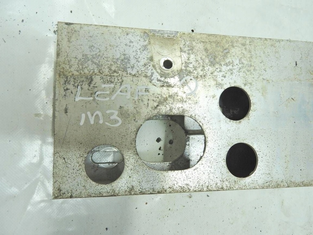 фото №7, Nissan leaf i 10-17 балка pod бампер перед