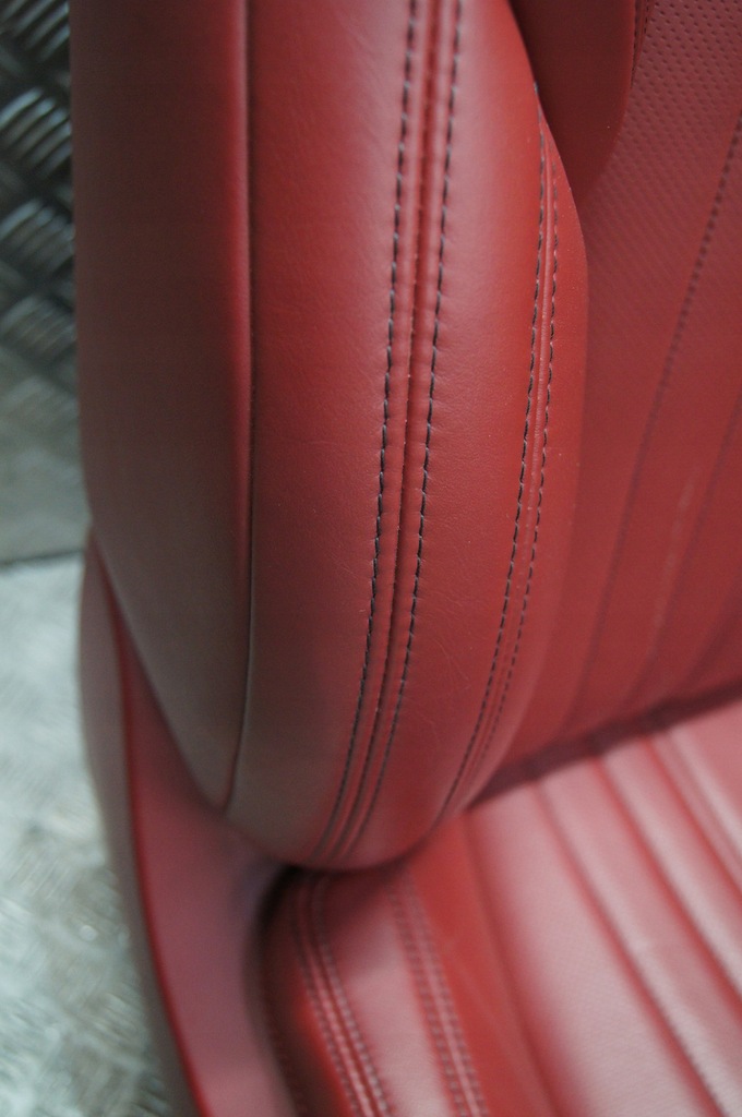 фото №10, Maserati levante сидіння правий пасажира червоний