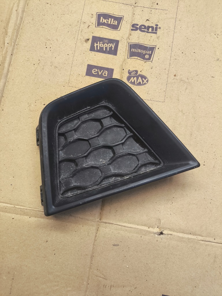 Купити Jeep renegade renegade решітка бампера протитуманної фари перед лівий 735676975 ?