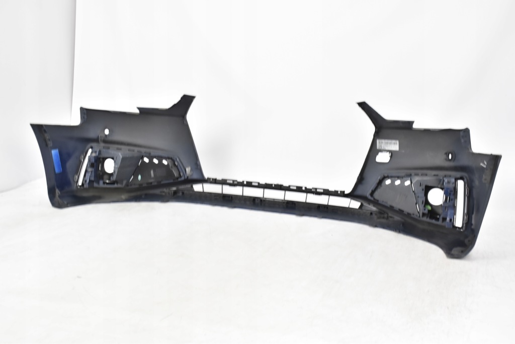 Audi a4 b9 8w0 19- competition бампер передний Оригинал