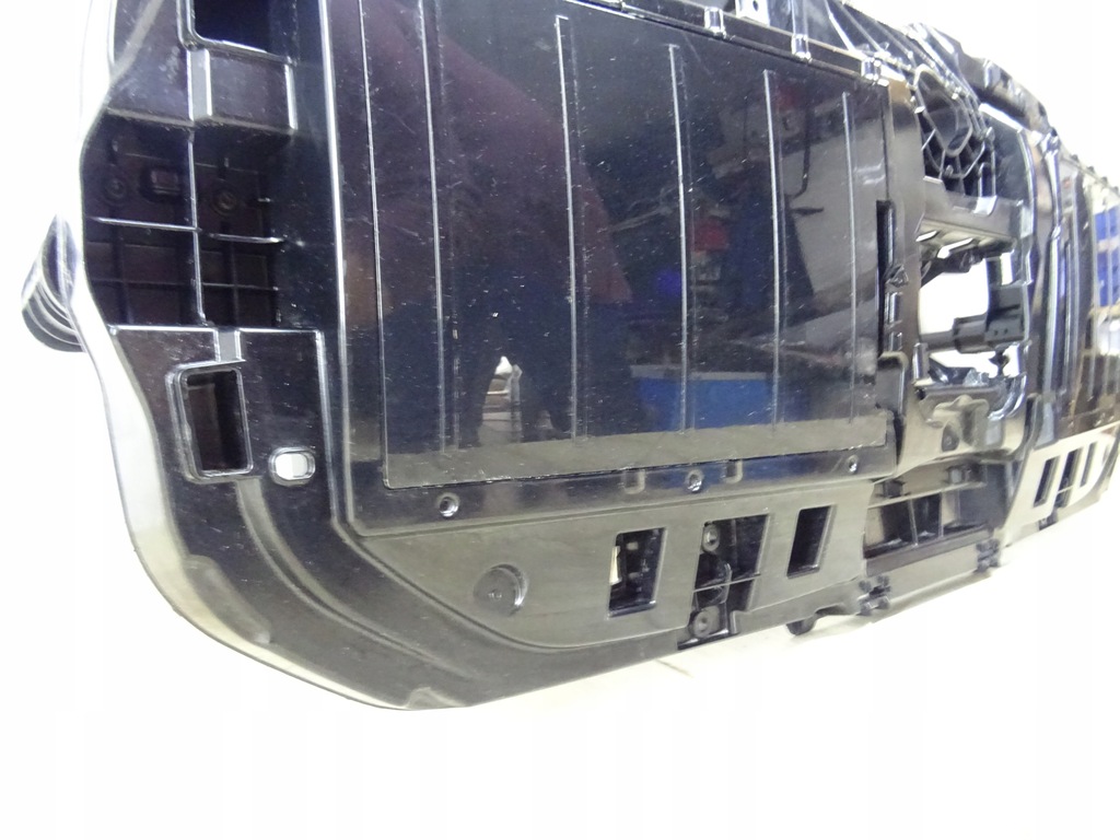 фото №7, Bmw 7 g70 жалюзи pas усилитель верхний 305a1273313