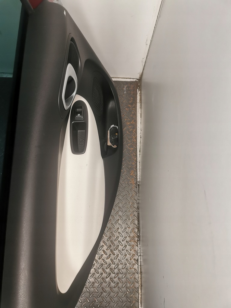 фото №8, Двері лівий i правий задня fiat 500l 830/b