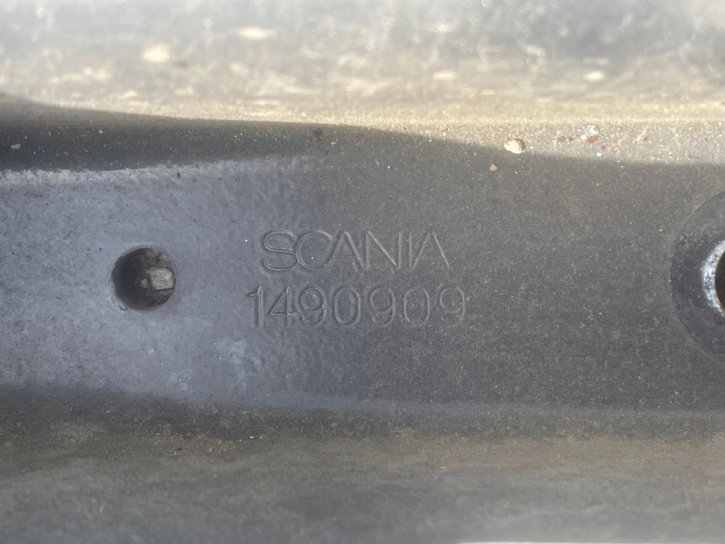 Scania 2009-2012 p380 кронштейн замка кабіни лівий правий 1490910 1490909 Київ